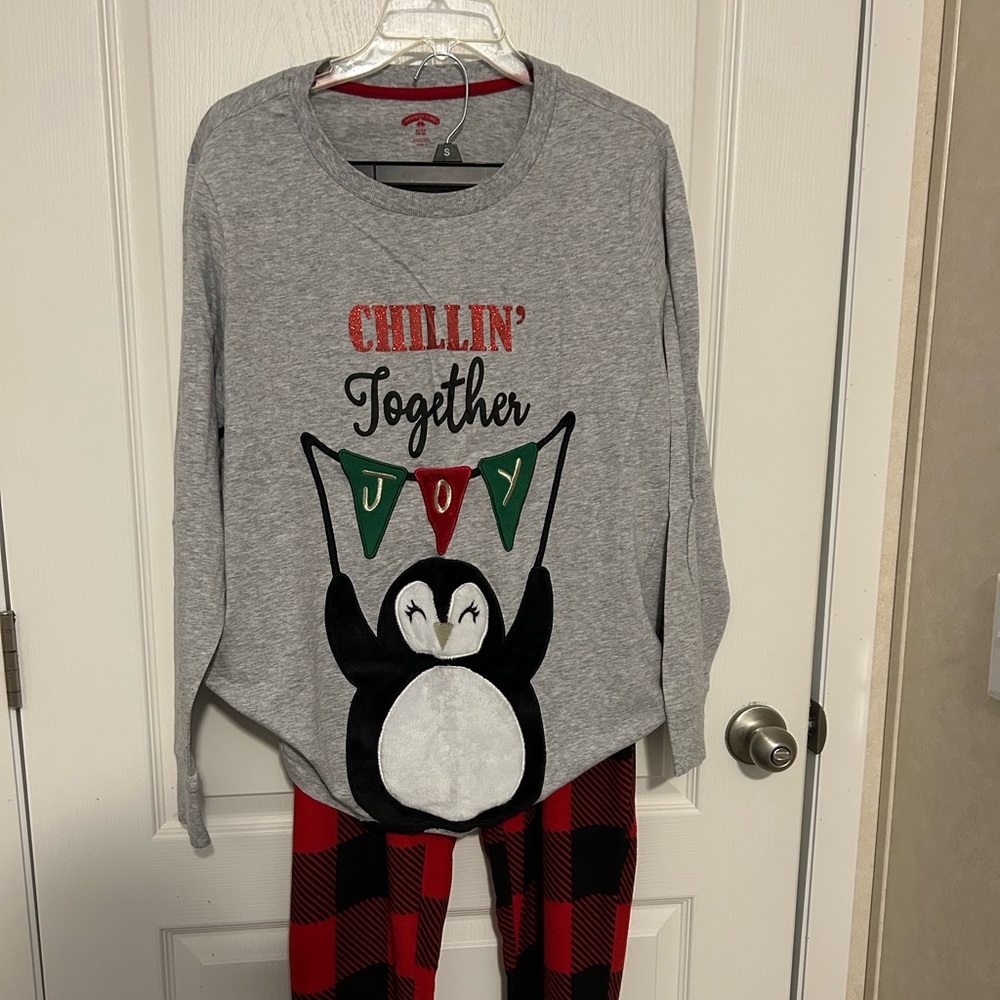 Gray Penguin women’s  Pajamas Set